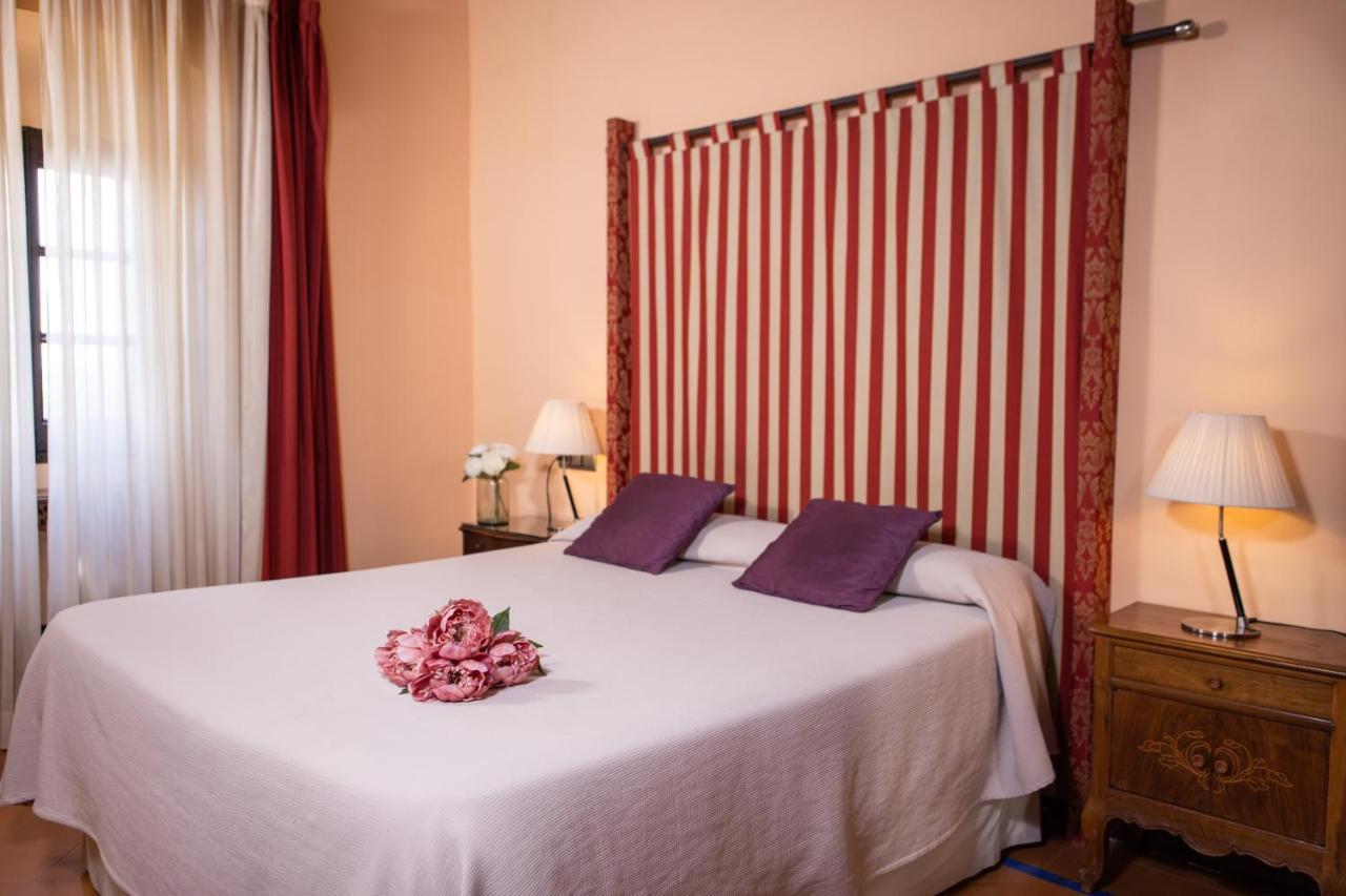 Rvhotels Palau Lo Mirador Torroella de Montgrí Dış mekan fotoğraf