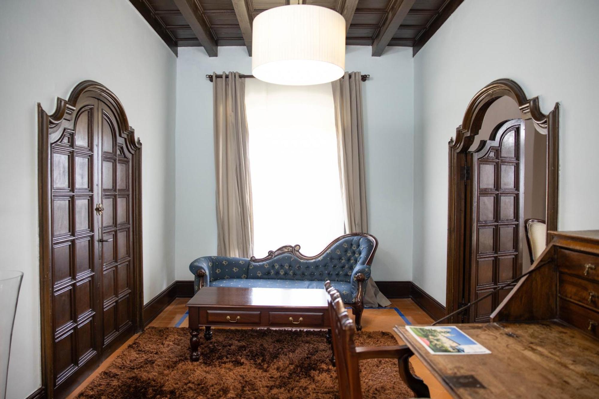Rvhotels Palau Lo Mirador Torroella de Montgrí Dış mekan fotoğraf