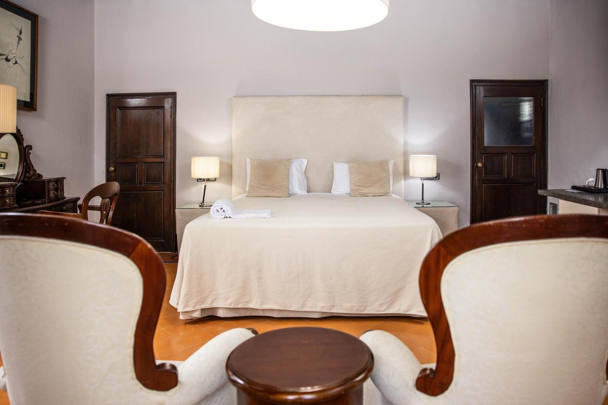 Rvhotels Palau Lo Mirador Torroella de Montgrí Dış mekan fotoğraf